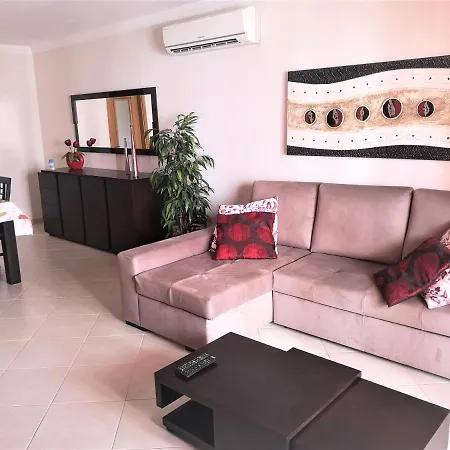 Apartment Sis *