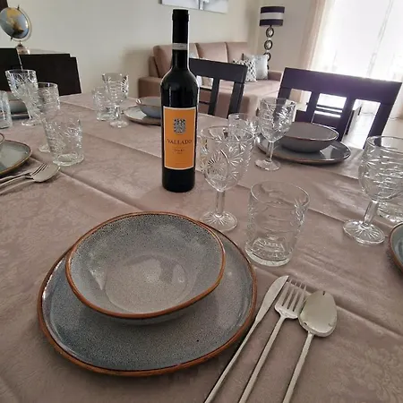 Sis * Армасан-де-Пера