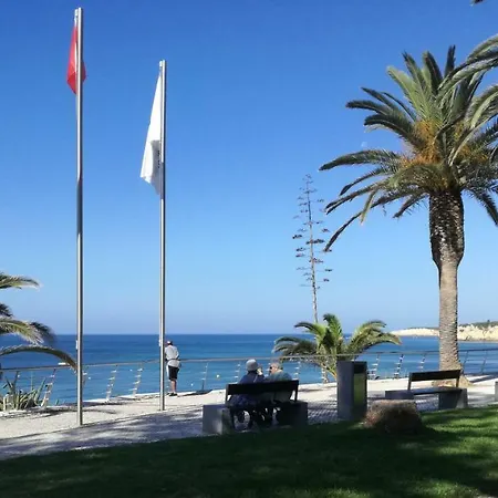 Апартаменты Sis *